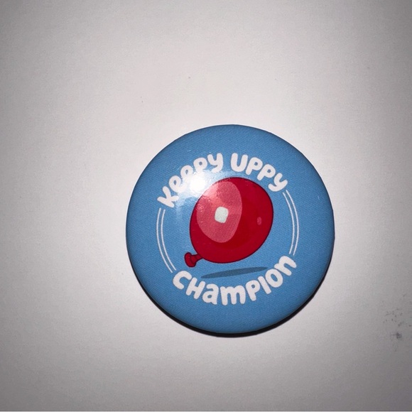 *Free with Purchase* Bluey Keepy Uppy Champion Button - Picture 1 of 4